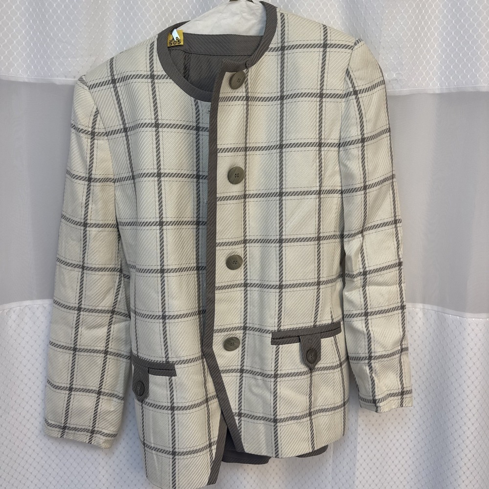 Jaqueline Ferrar Vintage Blazer & Skirt Set 6p